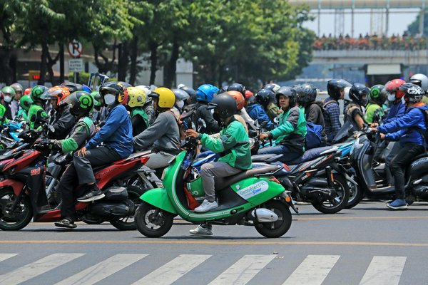 Comment la technologie de conduite autonome améliore-t-elle la sécurité routière ?